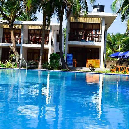 High Park Hotel Nilaveli Luaran gambar