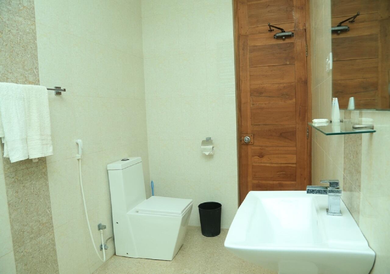 High Park Hotel Nilaveli Luaran gambar